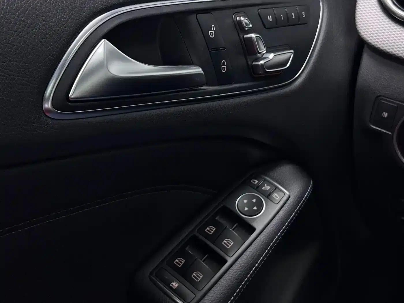 2017 Mercedes-Benz B-Class B 200 Fashion Edition — миниатюра 33