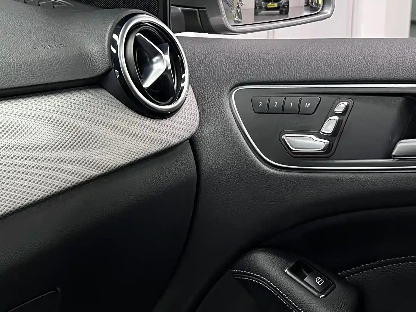 2017 Mercedes-Benz B-Class B 200 Fashion Edition — миниатюра 36