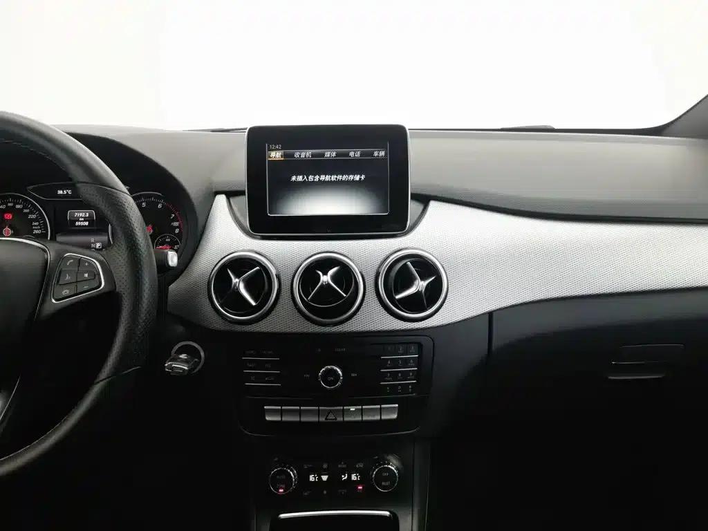 Mercedes-Benz B-Class 2015 B 200 Fashion Edition — миниатюра 12