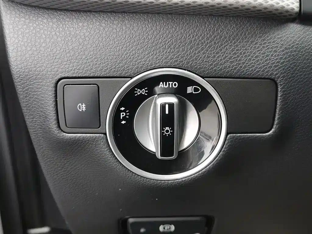 Mercedes-Benz B-Class 2015 B 200 Fashion Edition — миниатюра 21