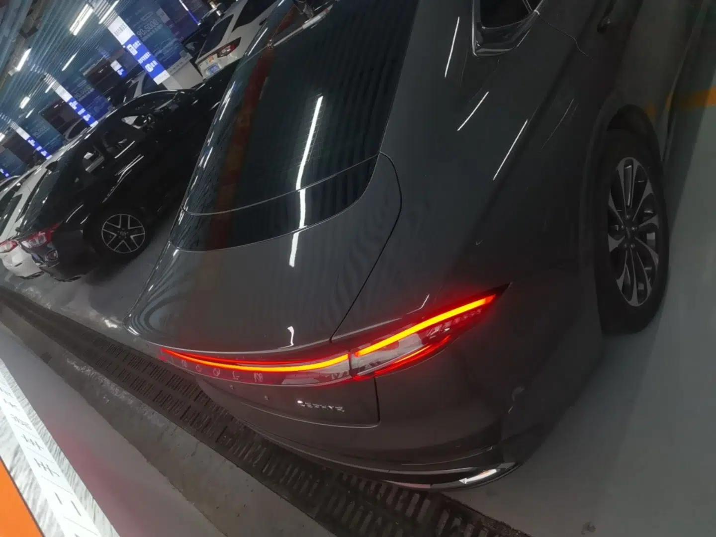 Lincoln Z 2024 2.0T Prestige Edition — миниатюра 5