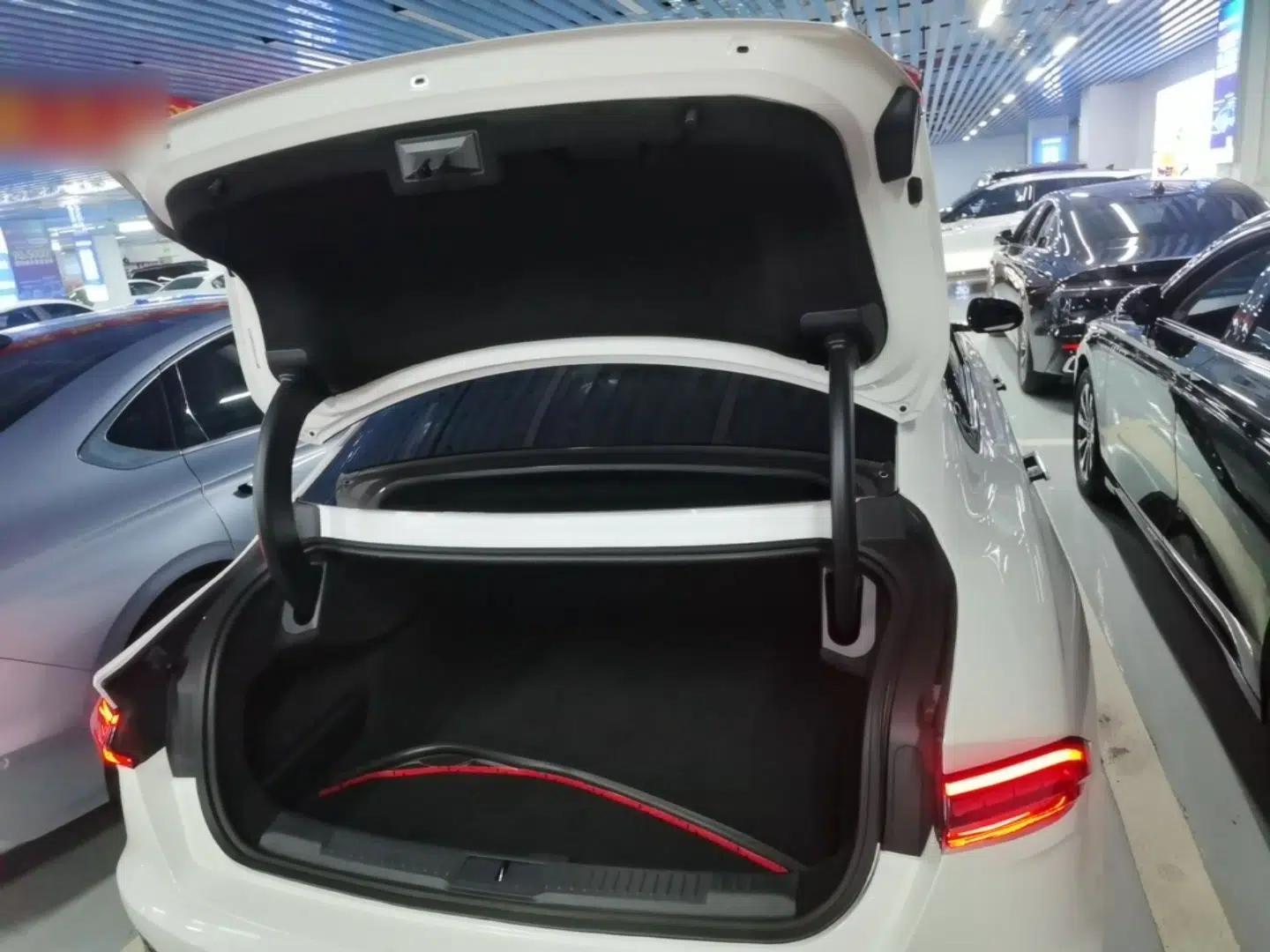 Lincoln Z 2022 iKoo Luxury Edition — миниатюра 22