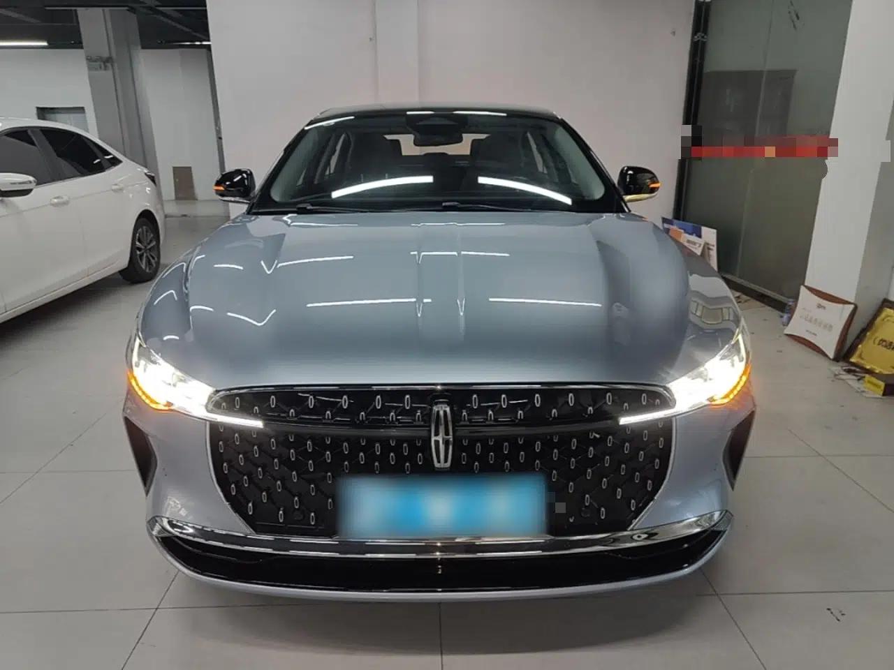 Lincoln Z 2025 2.0T Prestige Edition — миниатюра 2