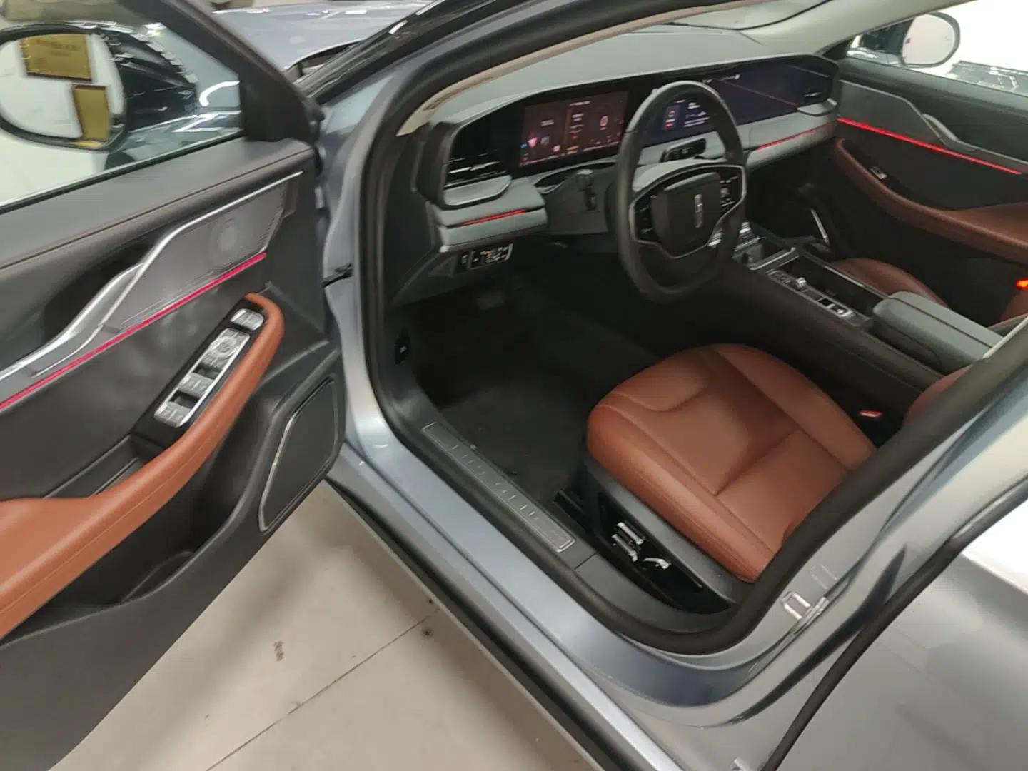 Lincoln Z 2025 2.0T Prestige Edition — миниатюра 23