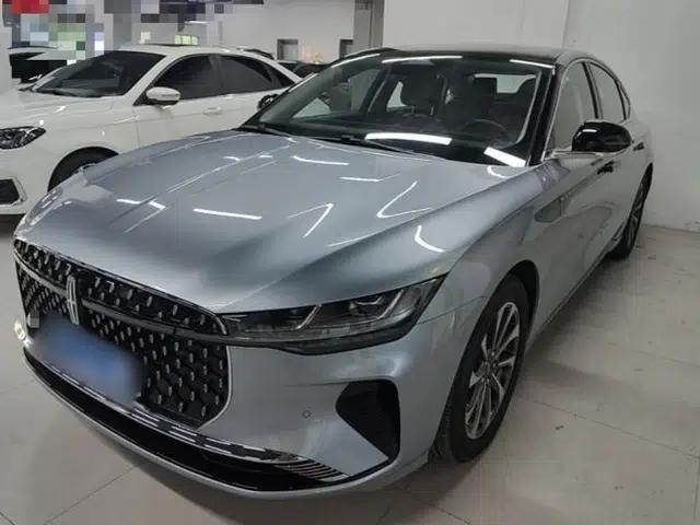Lincoln Z 2025 2.0T Prestige Edition