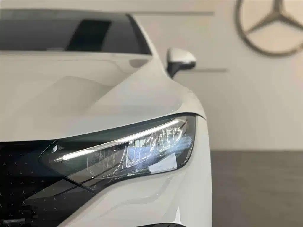 Mercedes-Benz EQE 2025 500 4MATIC Luxury Edition — миниатюра 3