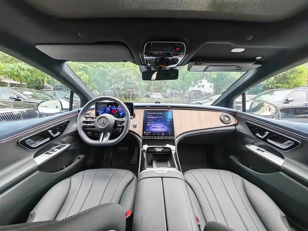 Mercedes-Benz EQE 2025 500 4MATIC Luxury Edition — миниатюра 12