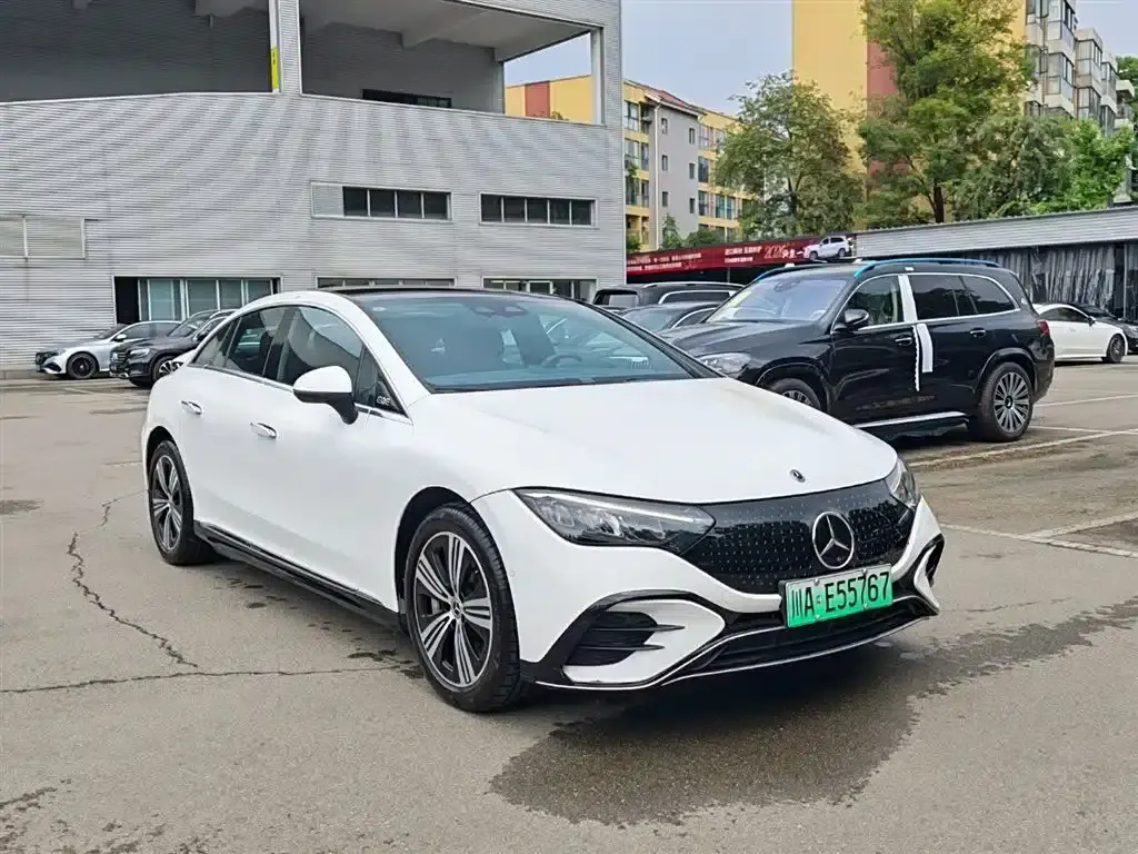 Mercedes-Benz EQE 2025 500 4MATIC Luxury Edition — миниатюра 3