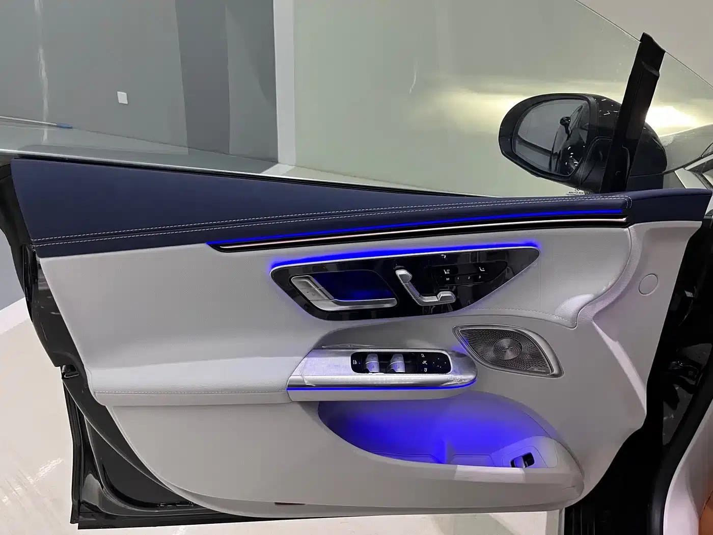 Mercedes-Benz EQE 2025 500 4MATIC Pioneer Edition — миниатюра 13