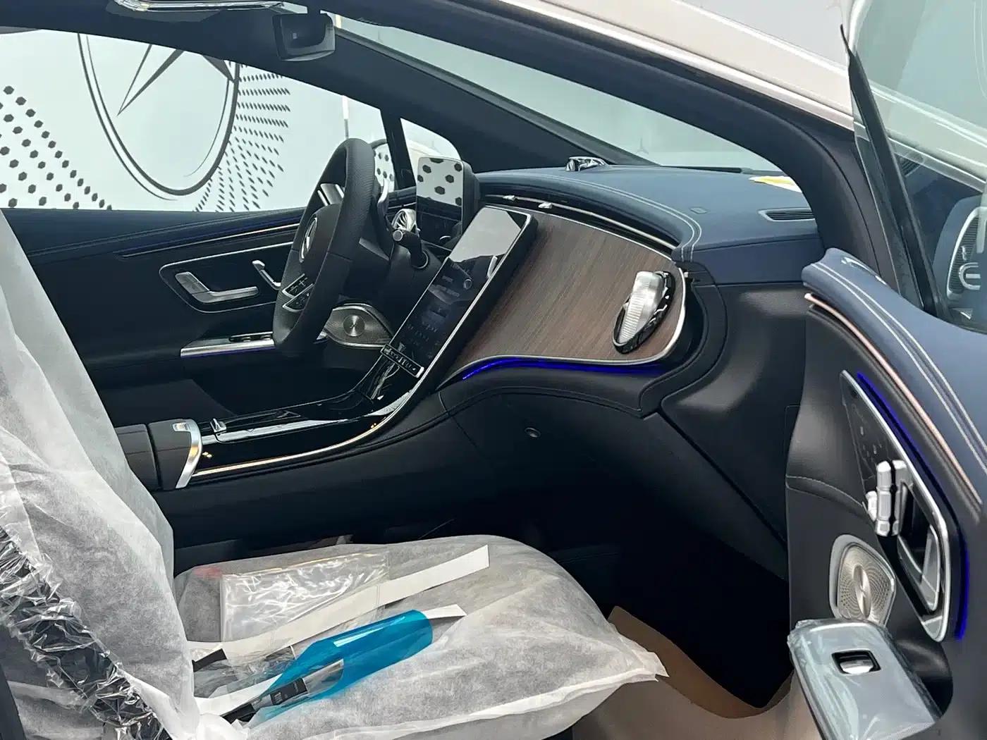 Mercedes-Benz EQE 2025 500 4MATIC Luxury Edition — миниатюра 8