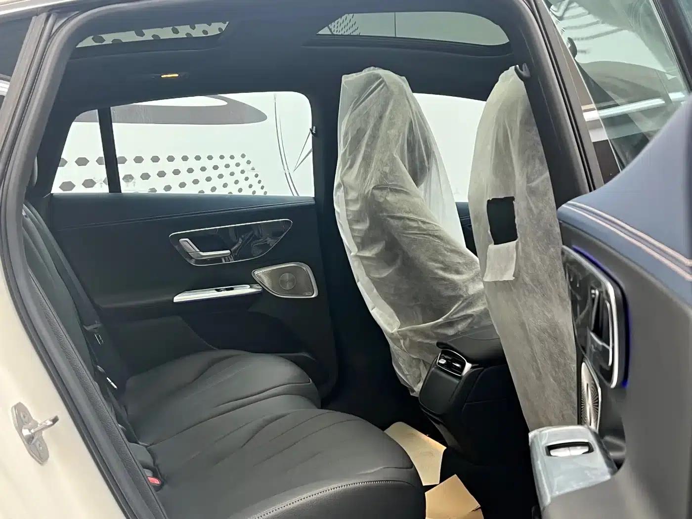 Mercedes-Benz EQE 2025 500 4MATIC Luxury Edition — миниатюра 9
