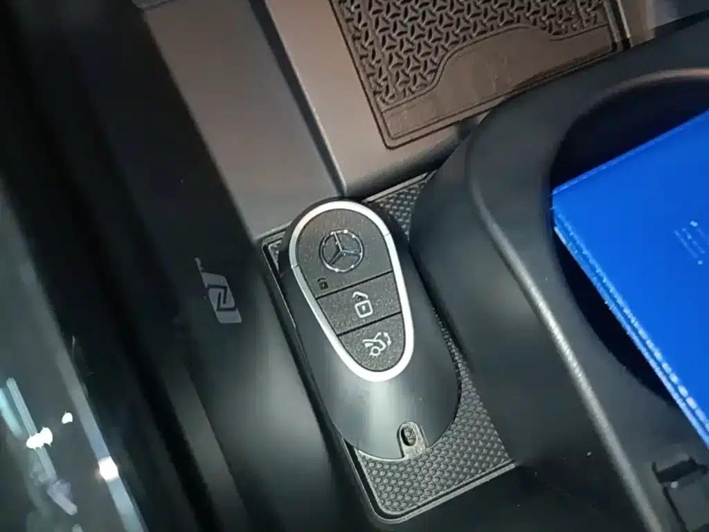 Mercedes-Benz EQE 2025 500 4MATIC Pioneer Edition — миниатюра 9