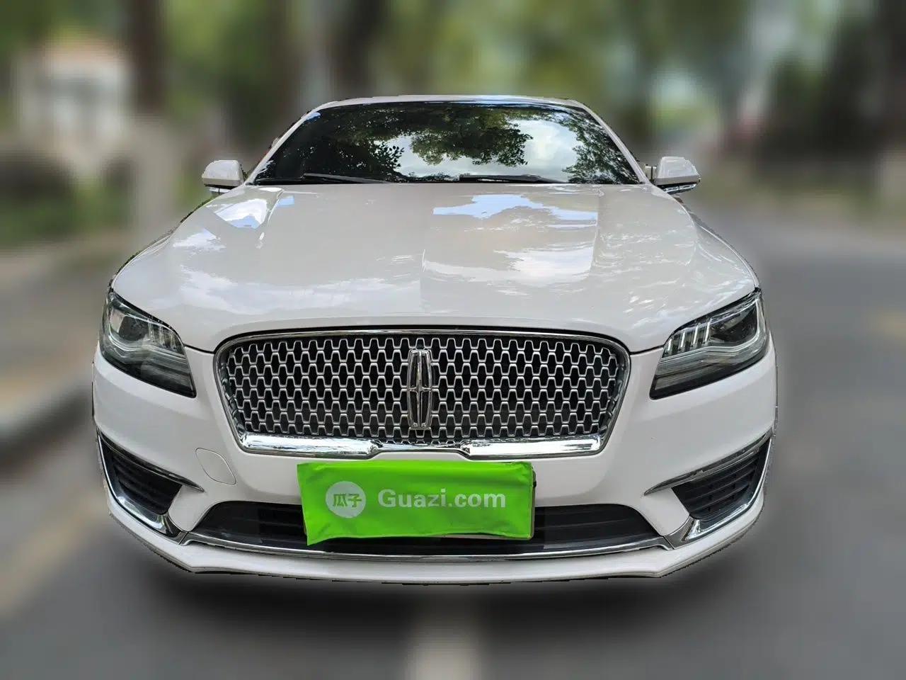 Lincoln MKZ 2019 2.0T Luxury Edition China VI — миниатюра 2