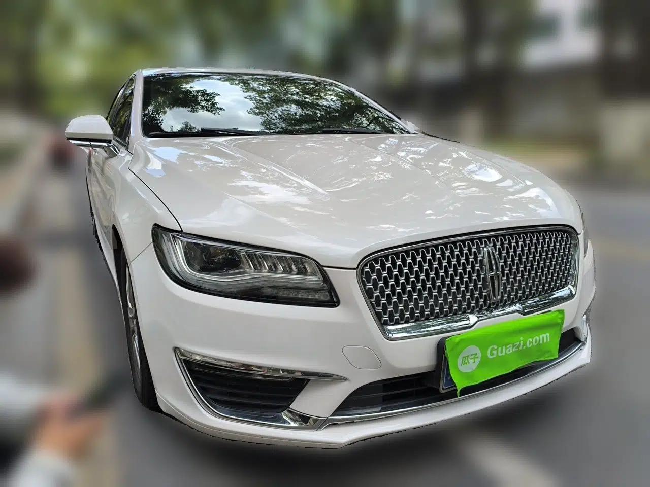 Lincoln MKZ 2019 2.0T Luxury Edition China VI — миниатюра 3