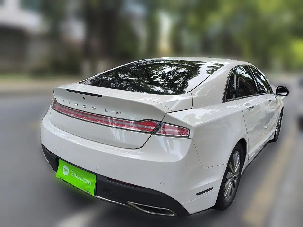 Lincoln MKZ 2019 2.0T Luxury Edition China VI — миниатюра 6