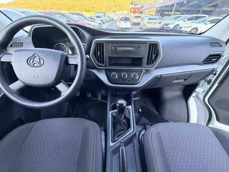 Ruixing M60 2025 Model 1.6L CNG 120L Gas Cylinder Comfort 6-Seater Bus — миниатюра 7