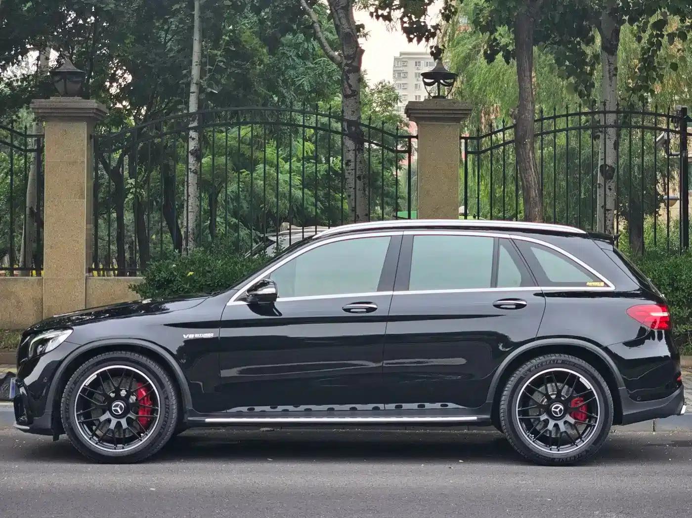 2018 Mercedes-Benz GLC AMG 63 4MATIC+ — миниатюра 2