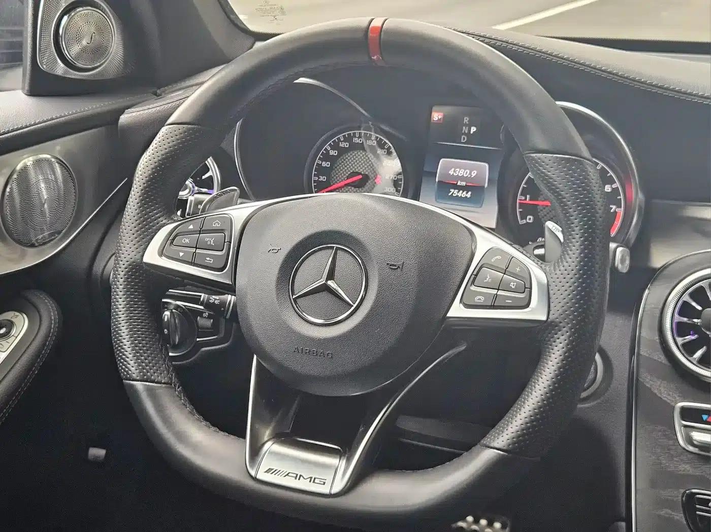 2018 Mercedes-Benz GLC AMG 63 4MATIC+ — миниатюра 11