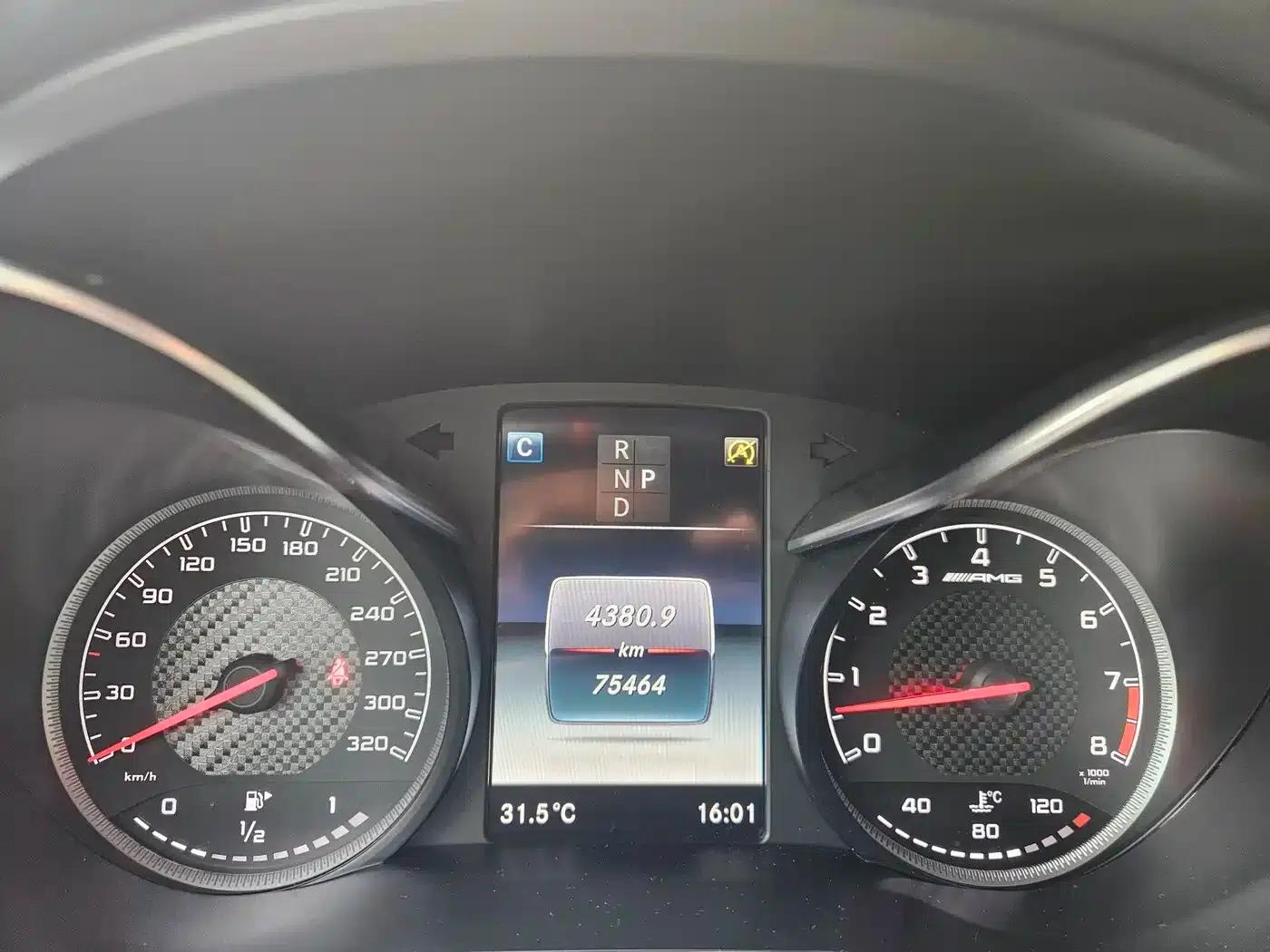 2018 Mercedes-Benz GLC AMG 63 4MATIC+ — миниатюра 12