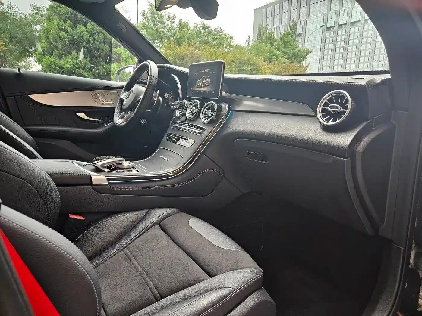 2018 Mercedes-Benz GLC AMG 63 4MATIC+ — миниатюра 9