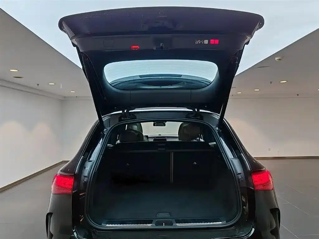 Mercedes-Benz EQE SUV 2024 500 4MATIC Pioneer Edition — миниатюра 17