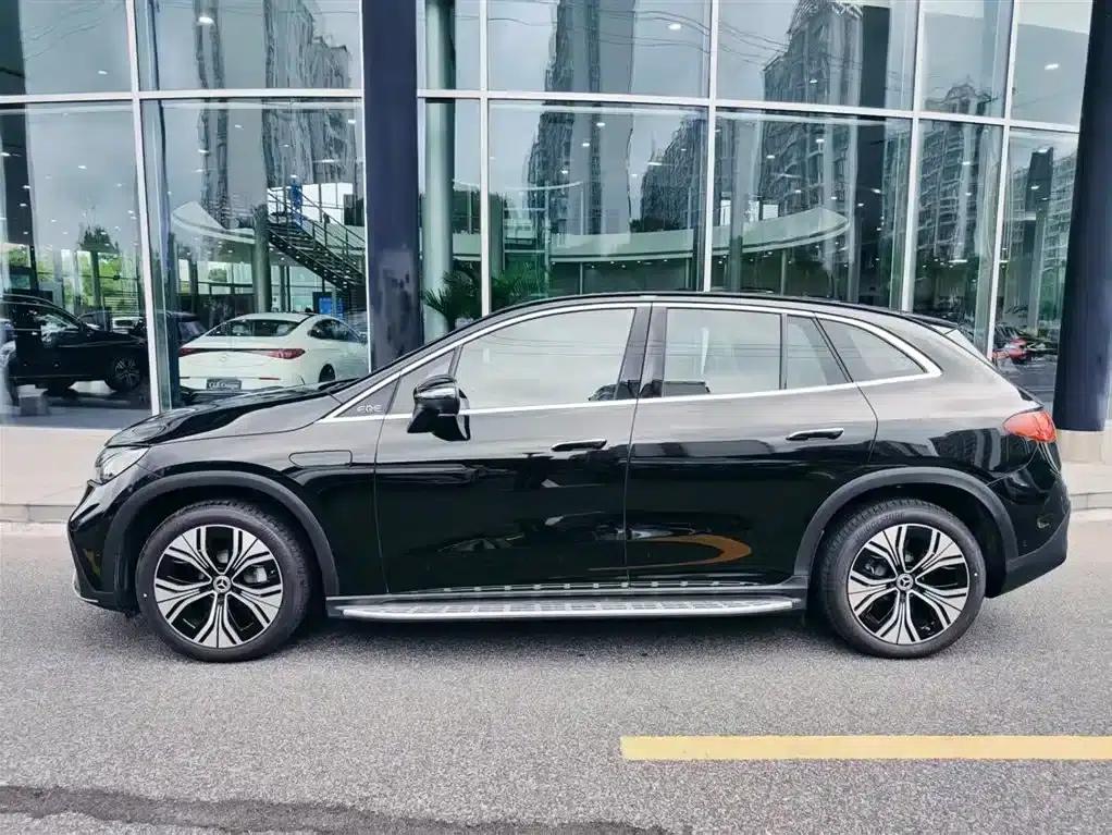 Mercedes-Benz EQE SUV 2024 500 4MATIC Pioneer Edition — миниатюра 3