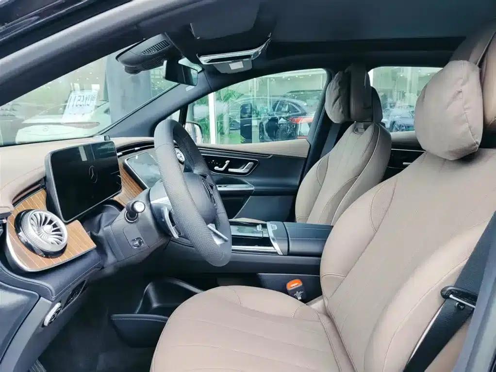 Mercedes-Benz EQE SUV 2024 500 4MATIC Pioneer Edition — миниатюра 10