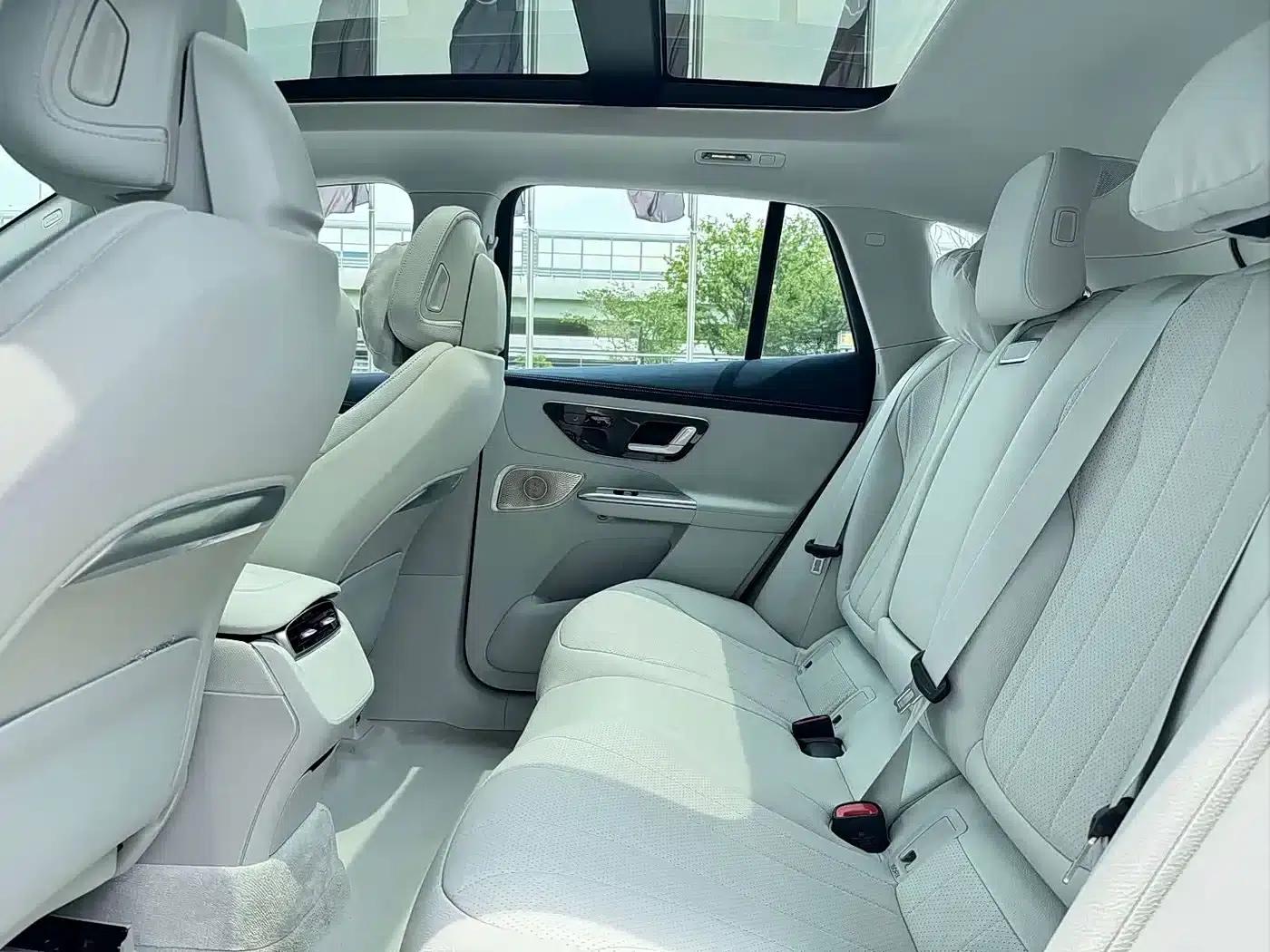Mercedes-Benz EQE SUV 2024 500 4MATIC Luxury Edition — миниатюра 13