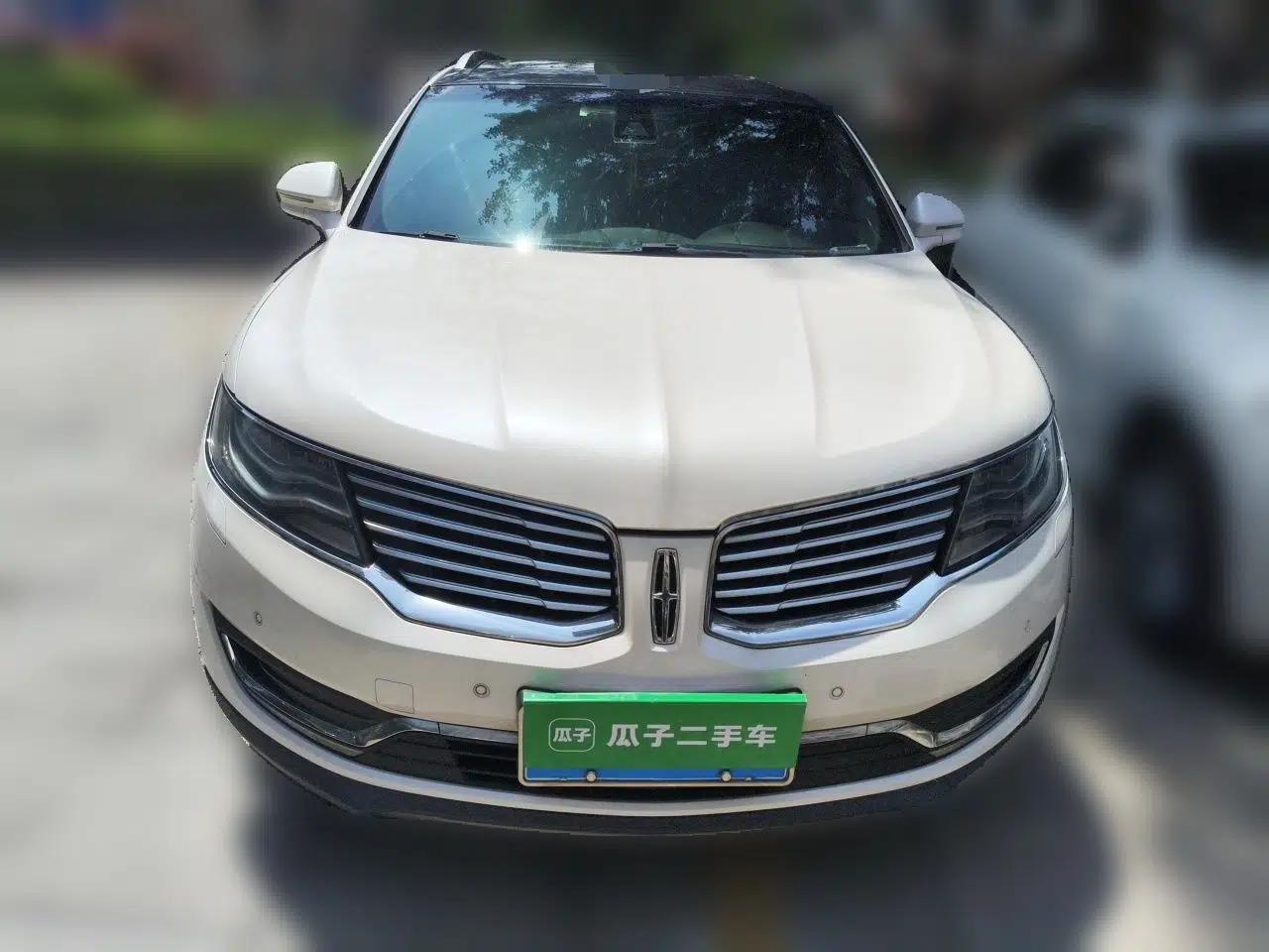 Lincoln MKX 2017 2.7T Four-Wheel Drive Prestige Edition — миниатюра 2
