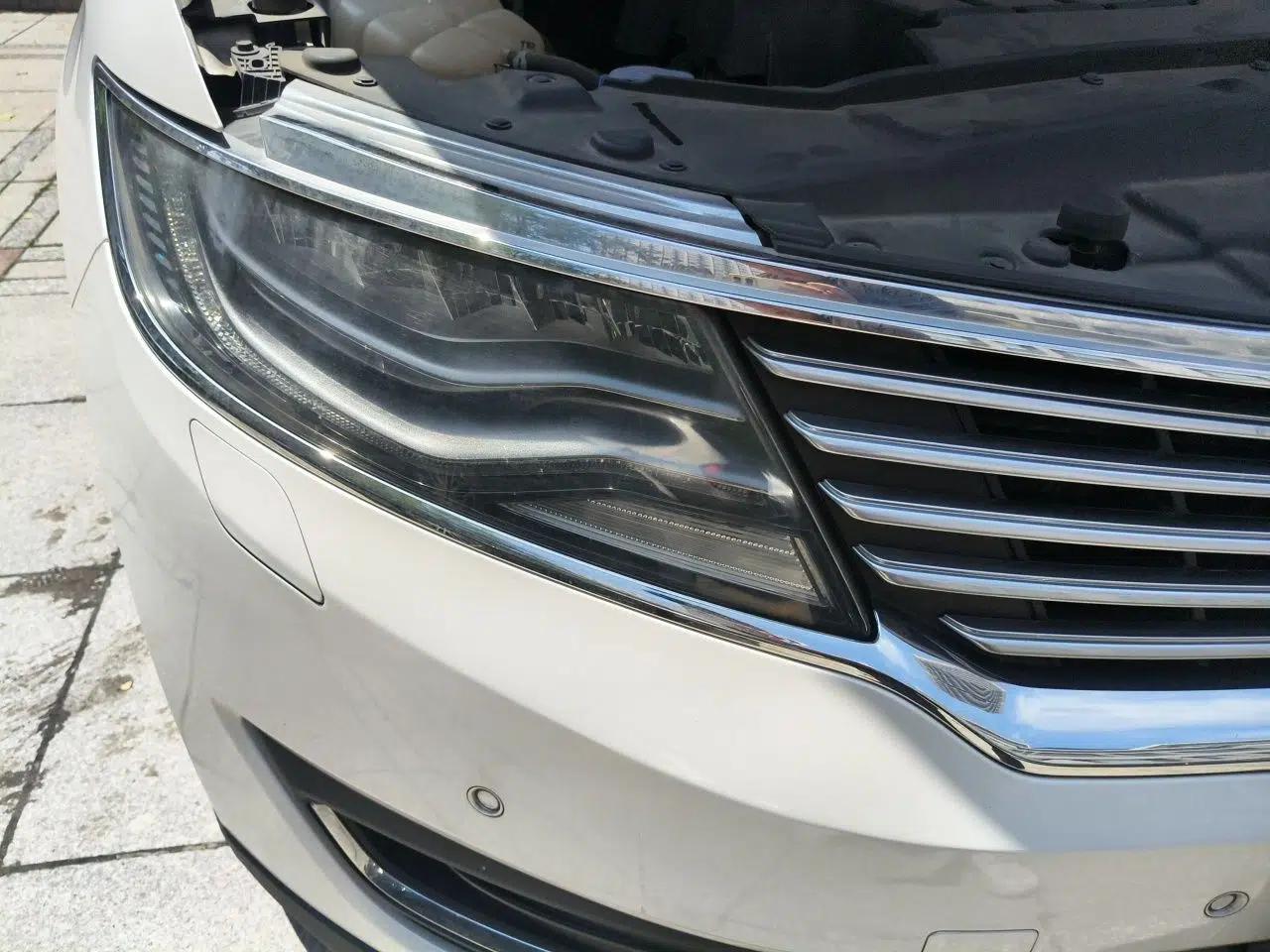 Lincoln MKX 2017 2.7T Four-Wheel Drive Prestige Edition — миниатюра 7