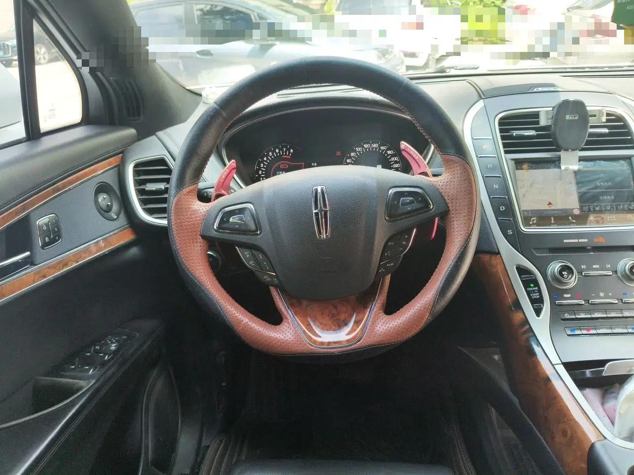 Lincoln MKX 2017 2.7T Four-Wheel Drive Prestige Edition — миниатюра 10