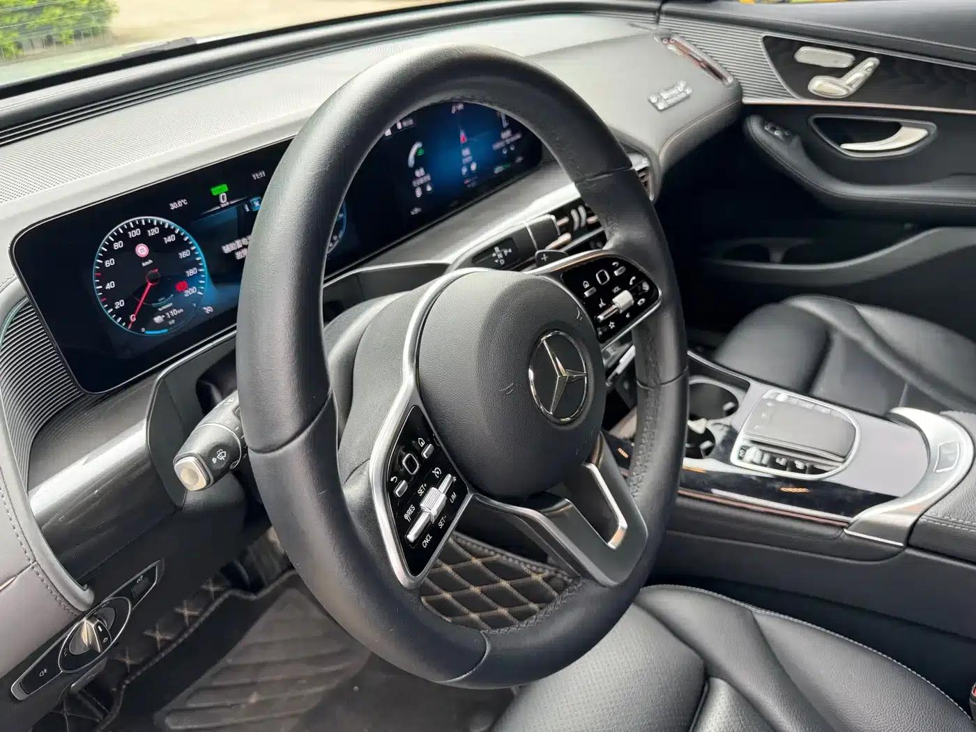 Mercedes-Benz EQC 2021 Model EQC 350 4MATIC — миниатюра 16