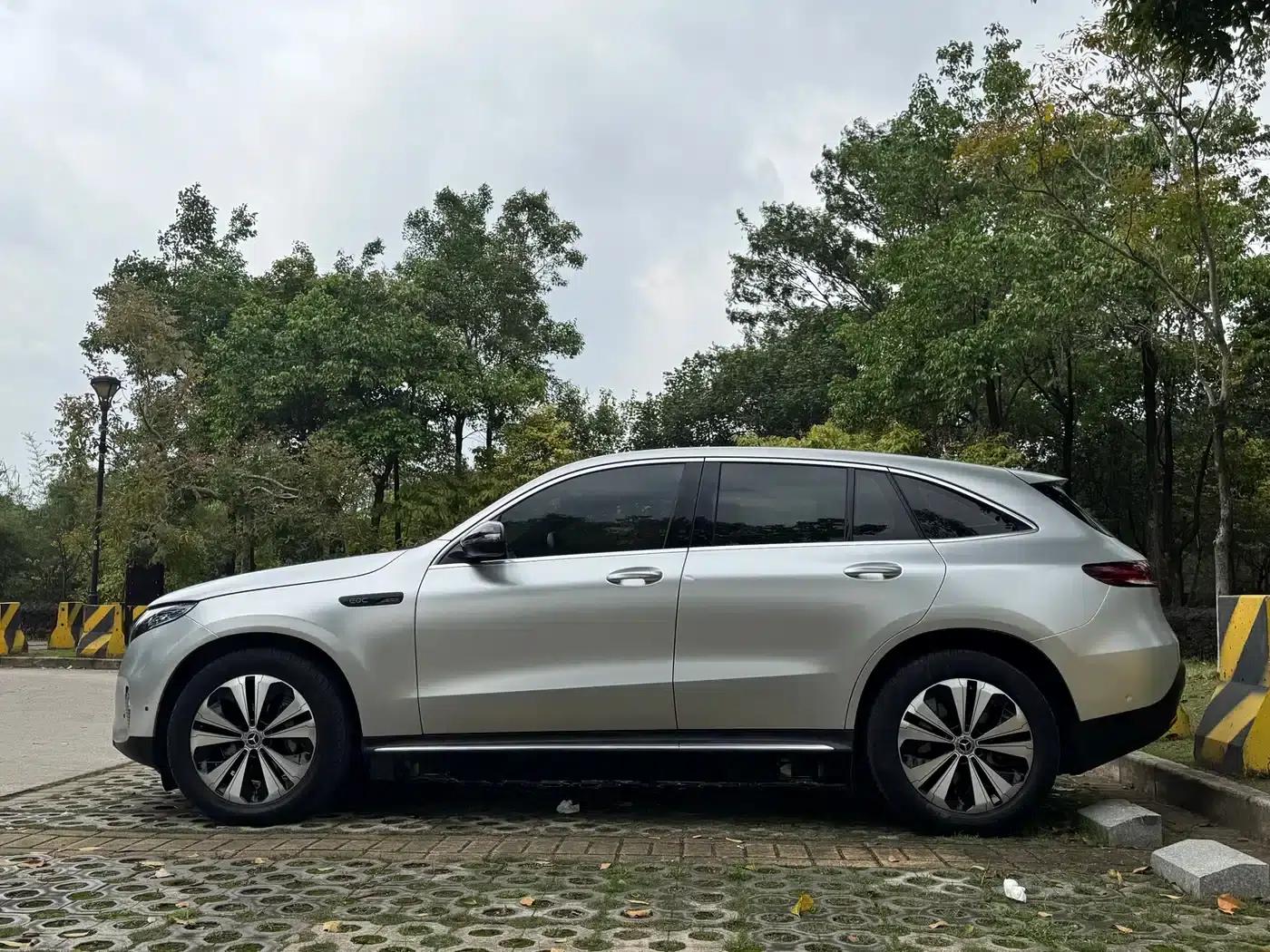 Mercedes-Benz EQC 2021 Model EQC 350 4MATIC — миниатюра 5