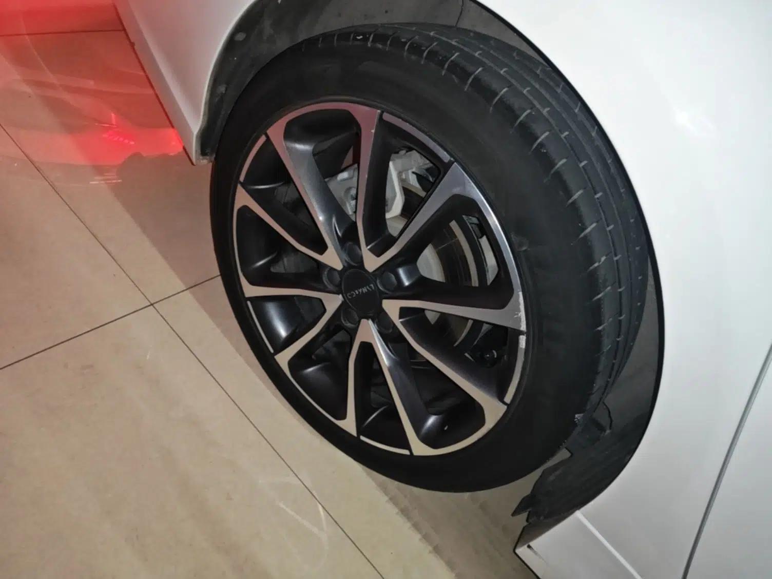 Lynk & Co 03 2018 1.5TD DCT Sport Edition China V Standard — миниатюра 11