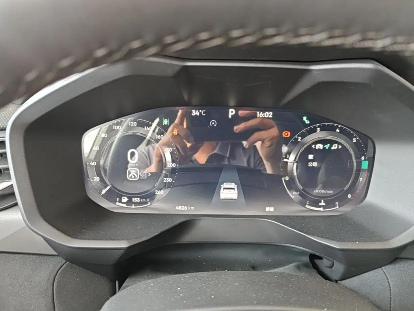 Lynk & Co 01 2025 2.0TD Two-Wheel Drive Refreshed Pro Version — миниатюра 14
