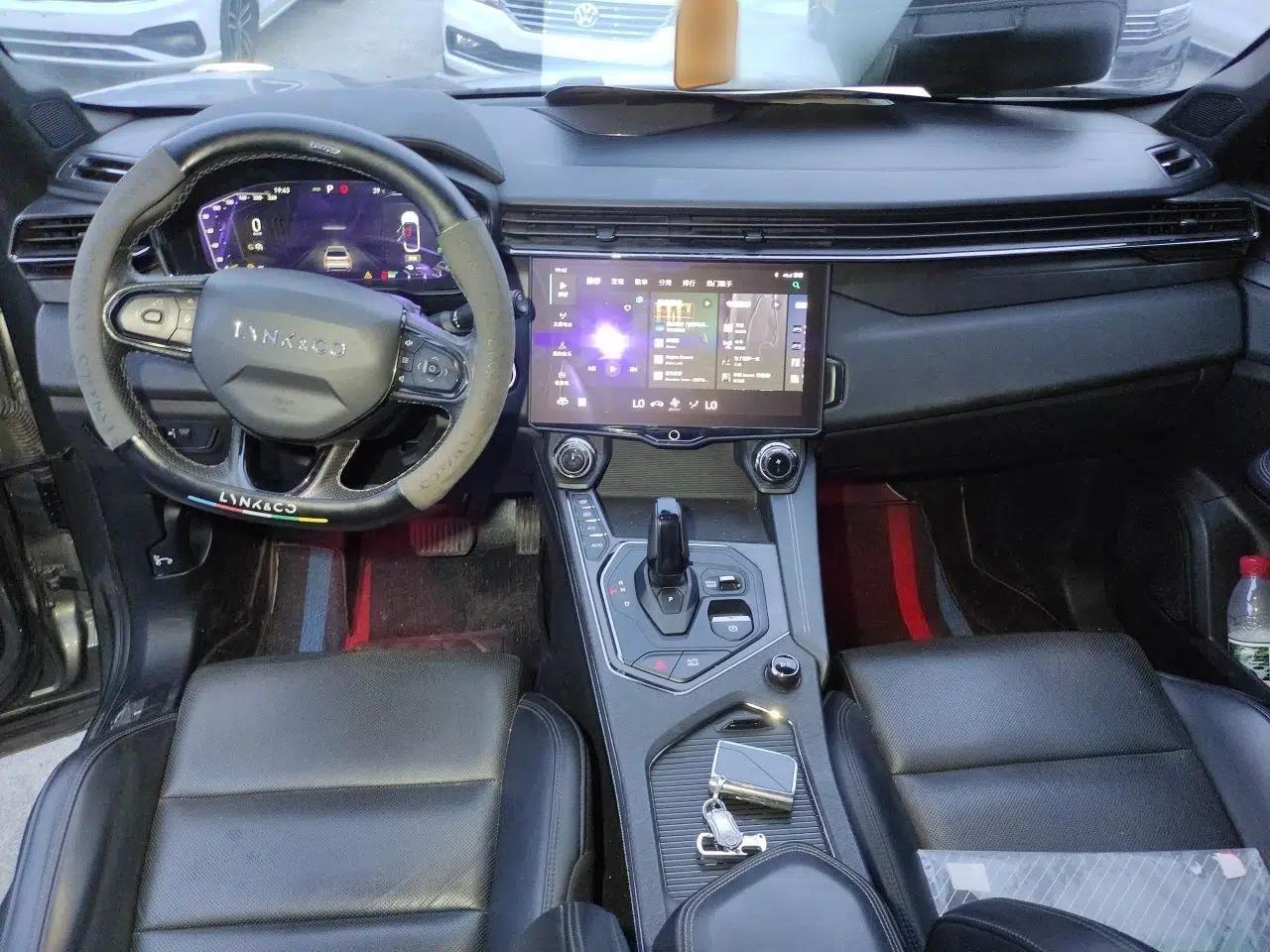 Lynk & Co 01 2021 2.0TD Two-Wheel-Drive Pro Trim — миниатюра 9