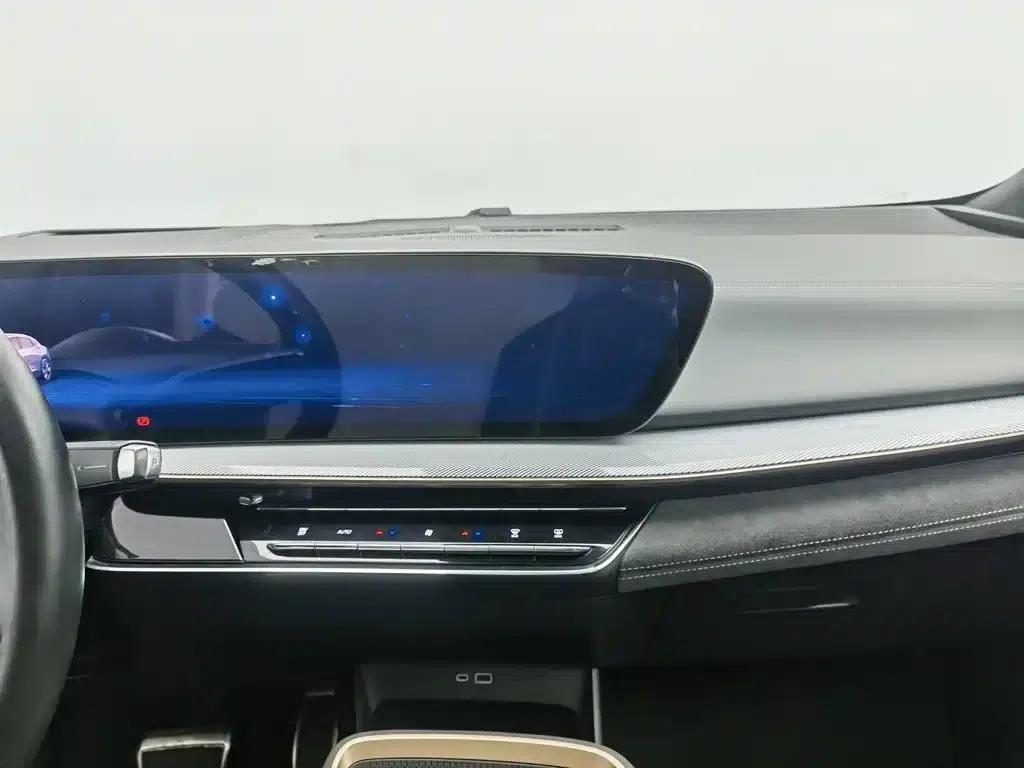 Buick E4 2023 GS Edition — миниатюра 12