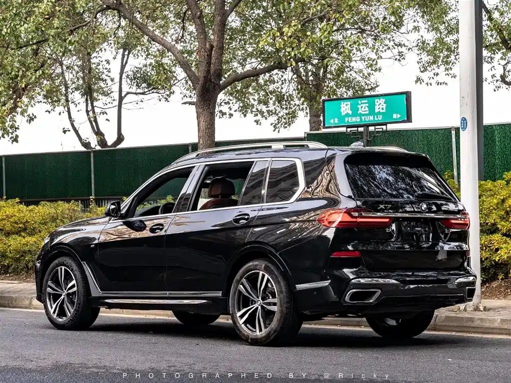 BMW X7 2020 xDrive40i M Sport Package — миниатюра 16
