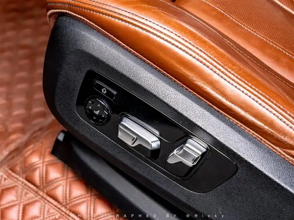 BMW X7 2020 xDrive40i M Sport Package — миниатюра 9