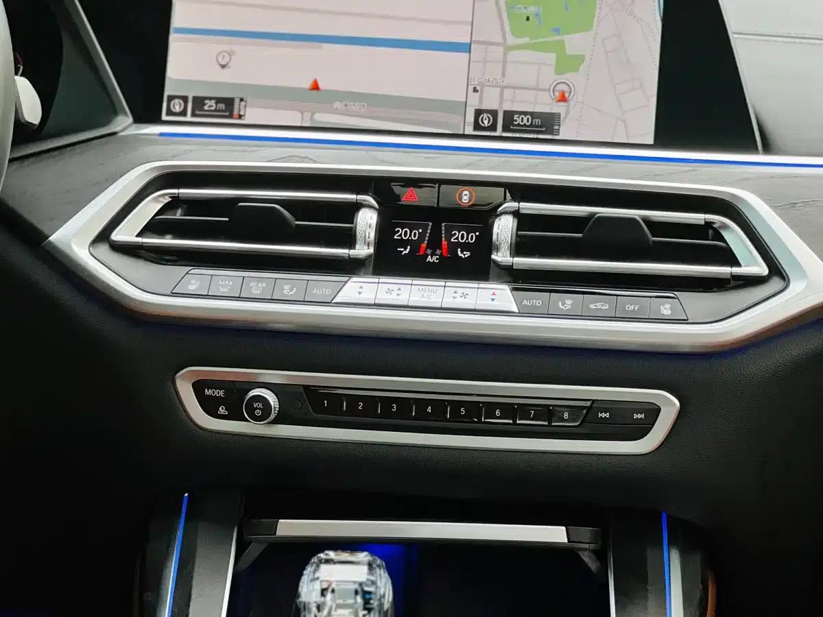 BMW X7 2022 xDrive40i M Sport Package — миниатюра 7