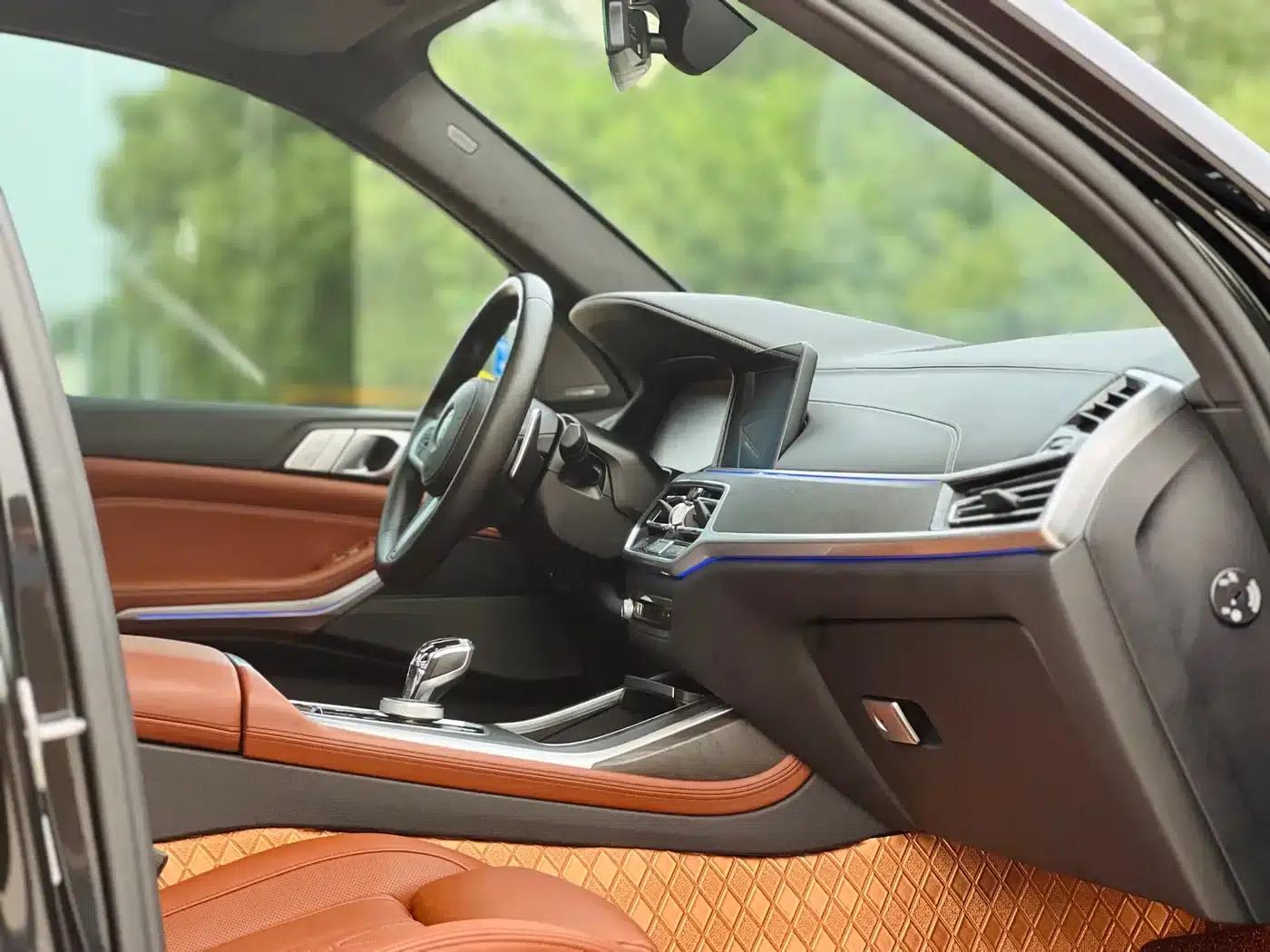 BMW X7 2022 xDrive40i M Sport Package — миниатюра 8
