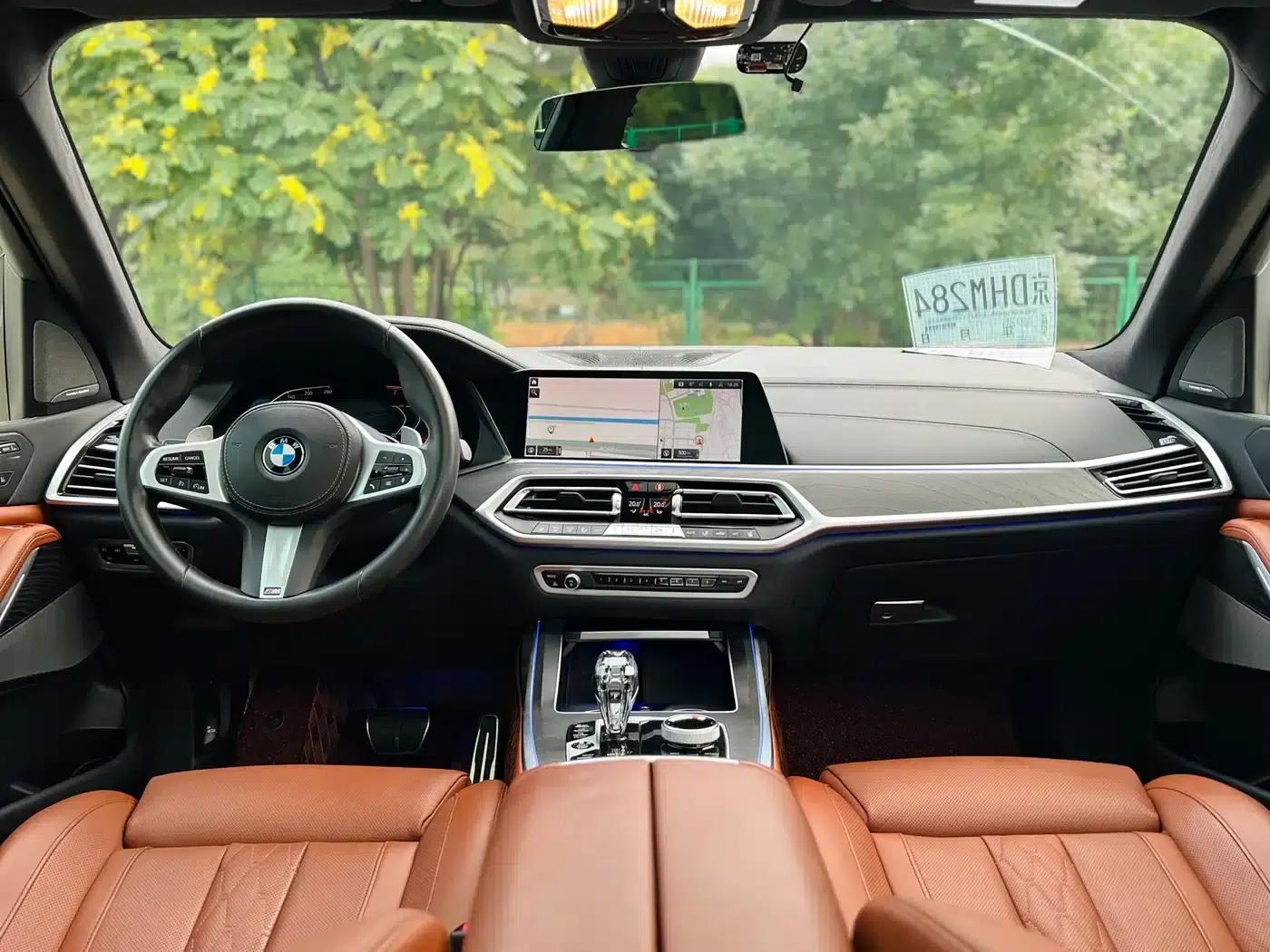 BMW X7 2022 xDrive40i M Sport Package — миниатюра 10