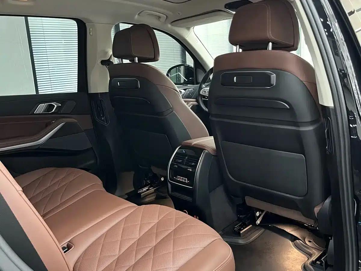 BMW X7 2023 xDrive40i Leading Luxury Package — миниатюра 14