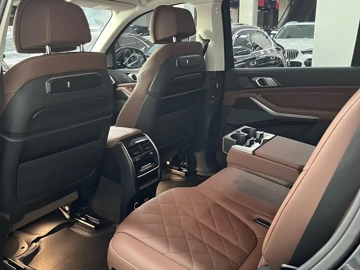 BMW X7 2023 xDrive40i Leading Luxury Package — миниатюра 15