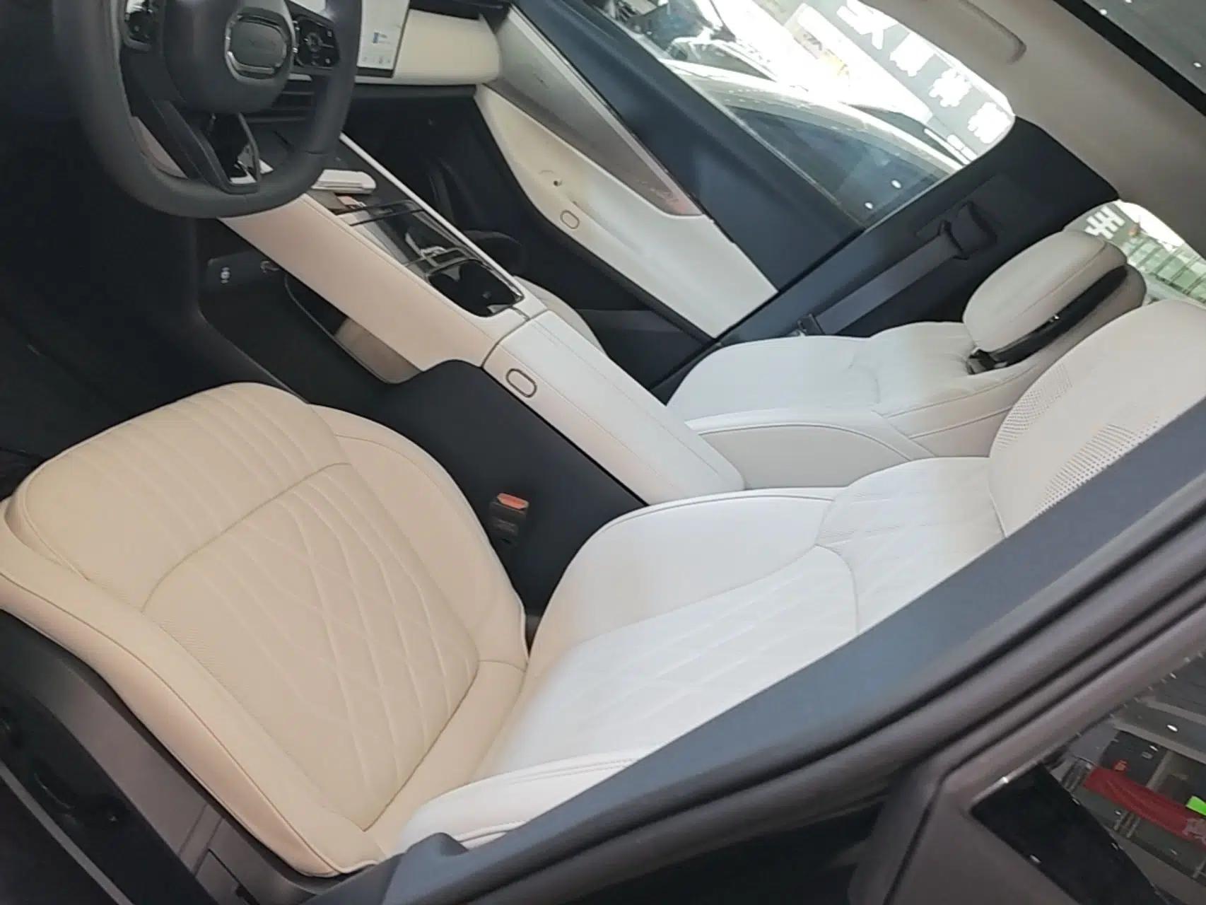 Lynk & Co 08 EM-P 2026 Model 210 Four-Wheel Drive Performance Ultra H7 — миниатюра 17