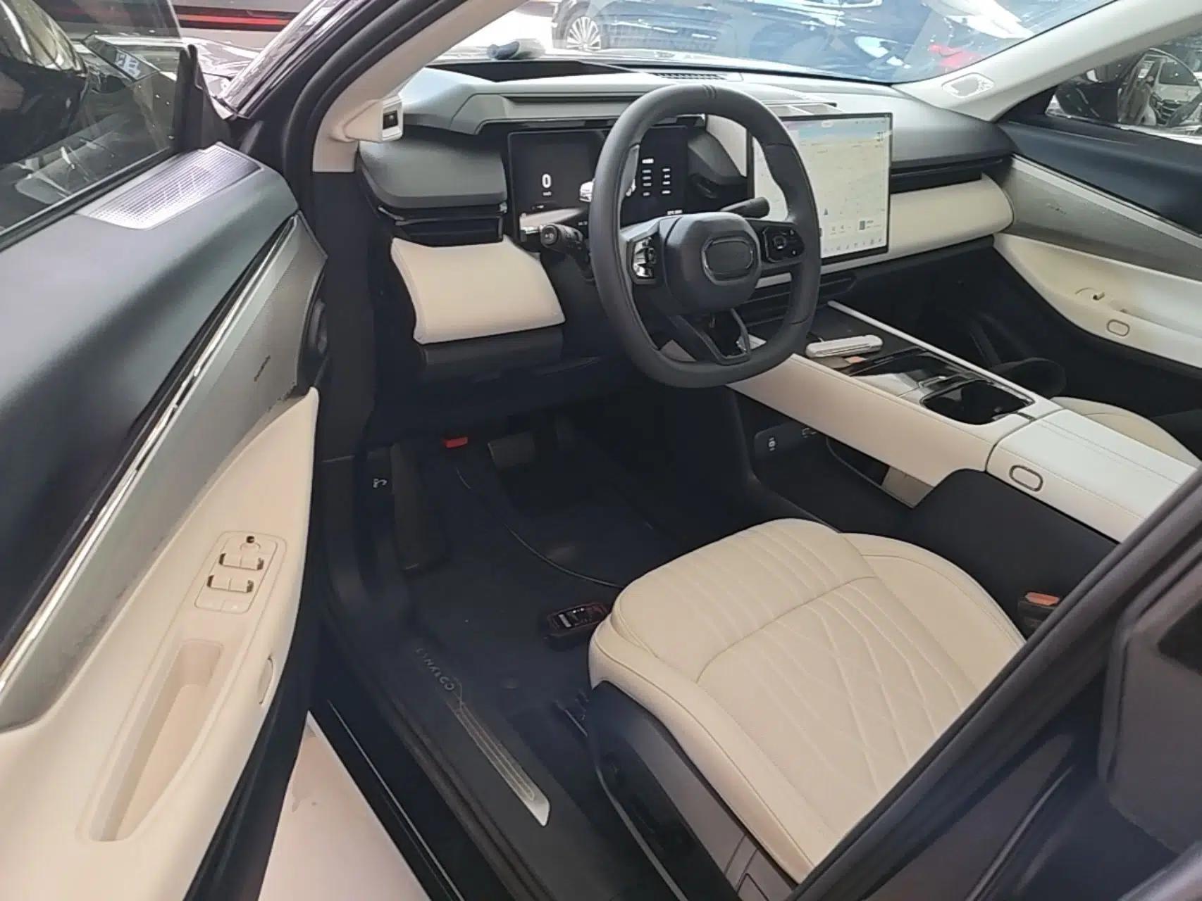 Lynk & Co 08 EM-P 2026 Model 210 Four-Wheel Drive Performance Ultra H7 — миниатюра 18