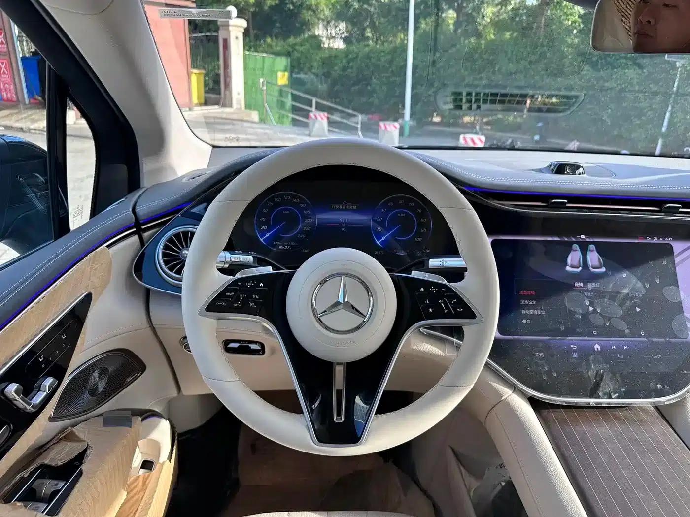 Mercedes-Benz EQS SUV 2025 500 4MATIC — миниатюра 11