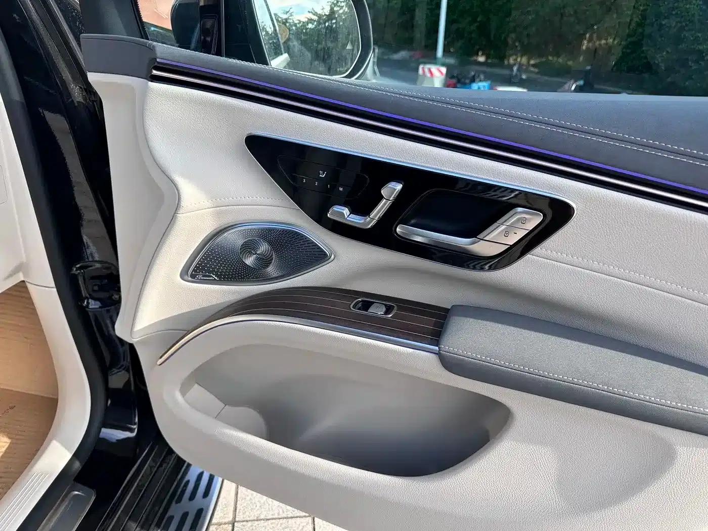 Mercedes-Benz EQS SUV 2025 500 4MATIC — миниатюра 16