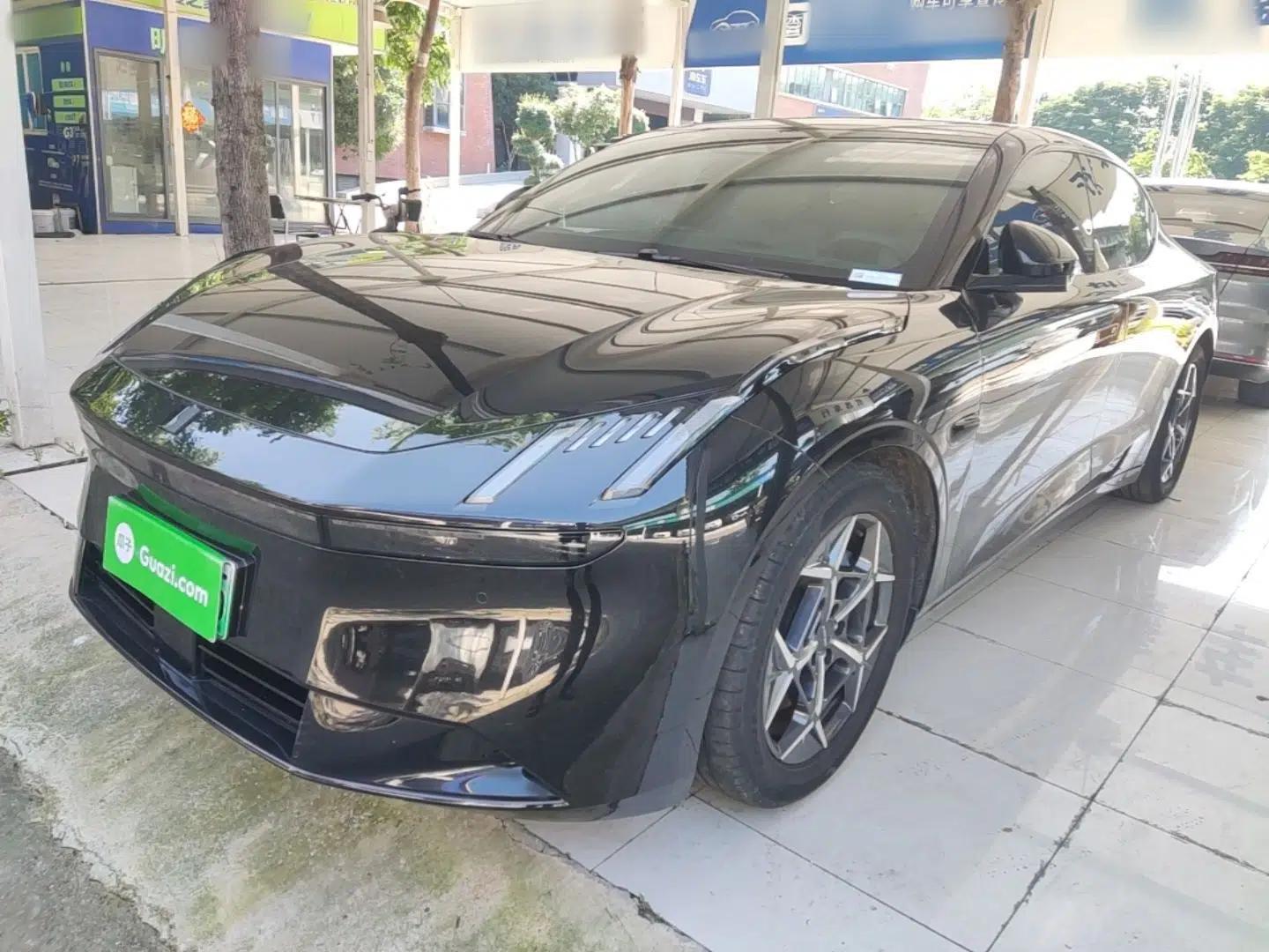 Lynk & Co Z10 2025 95 kWh 766 km Range Rear-Wheel Drive Max — миниатюра 1