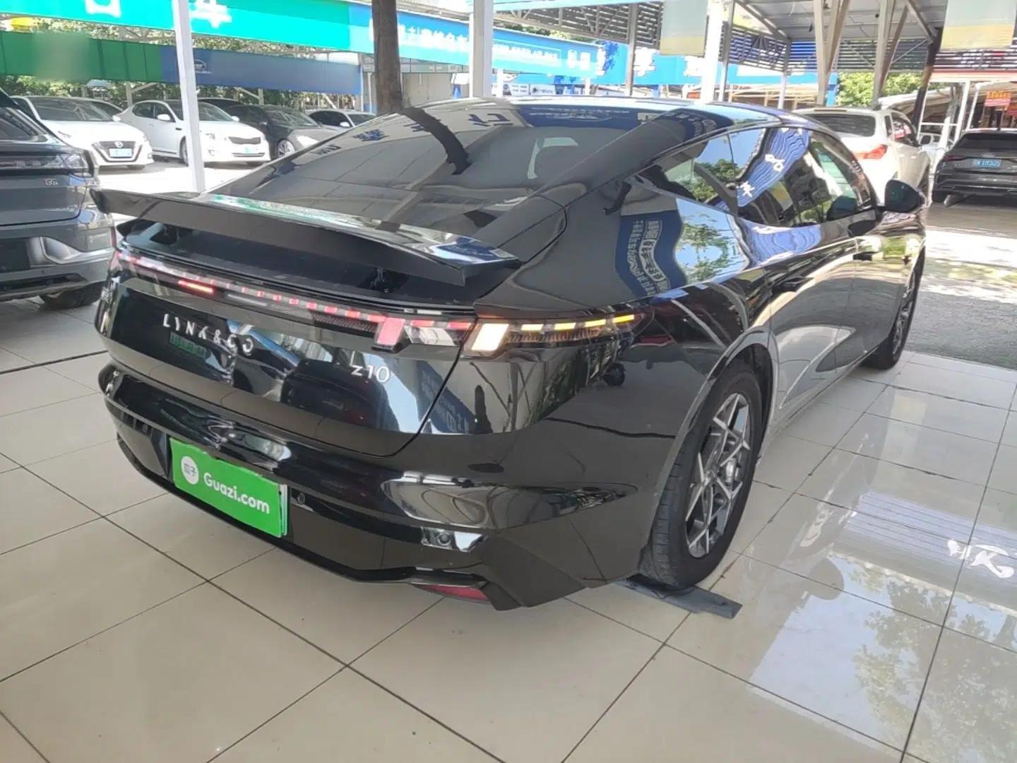 Lynk & Co Z10 2025 95 kWh 766 km Range Rear-Wheel Drive Max — миниатюра 6
